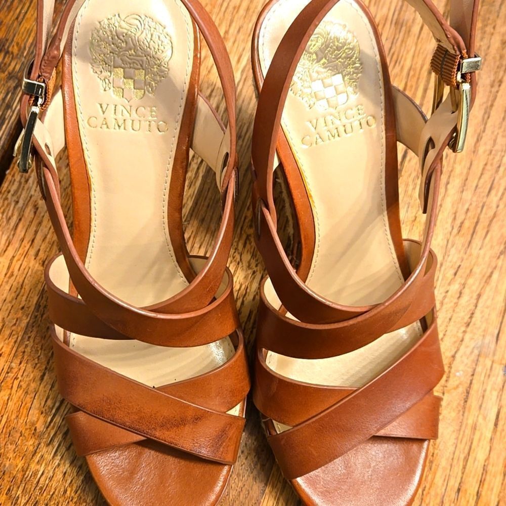 Womens shoes heeled vince Cameron size 7m
